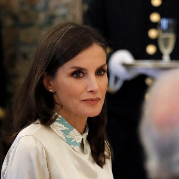 Letizia d'Espagne et son mari le roi Felipe au palais royal d'Aranjuez pour la réunion annuel de la Fondation Cervantes, le 2 octobre 2019.