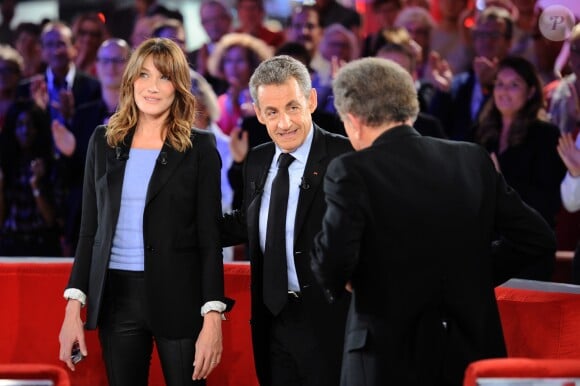 Exclusif - Carla Bruni-Sarkozy, Nicolas Sarkozy et Michel Drucker - Enregistrement de l'émission "Vivement Dimanche" à Paris le 30 septembre 2019. Diffusion le 06/10/2019 sur France 2 . © Guillaume Gaffiot/Bestimage