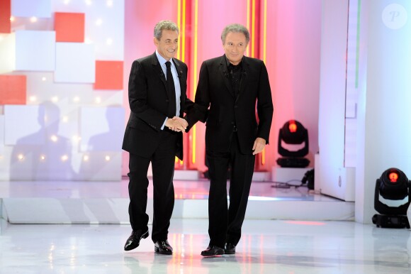 Exclusif - Nicolas Sarkozy et Michel Drucker - Enregistrement de l'émission "Vivement Dimanche" à Paris le 30 septembre 2019. Diffusion le 06/10/2019 sur France 2 . © Guillaume Gaffiot/Bestimage