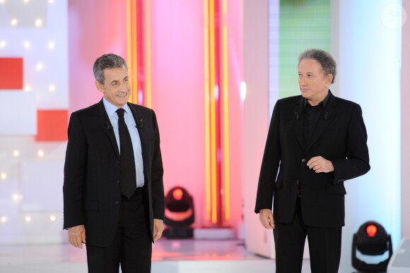 Exclusif - Nicolas Sarkozy et Michel Drucker - Enregistrement de l'émission "Vivement Dimanche" à Paris le 30 septembre 2019. Diffusion le 06/10/2019 sur France 2 . © Guillaume Gaffiot/Bestimage