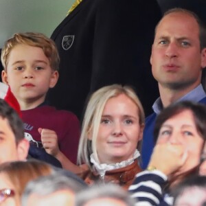 Le prince William, duc de Cambridge, Catherine (Kate) Middleton, duchesse de Cambridge et leurs enfants, le prince George et la princesse Charlotte, assistent à un match de Premier League opposant Norwich City à Aston Villa au stade Carrow Road, à Norwich, Royaume Uni, le 5 octobre 2019. Aston Villa a gagné 5-1.