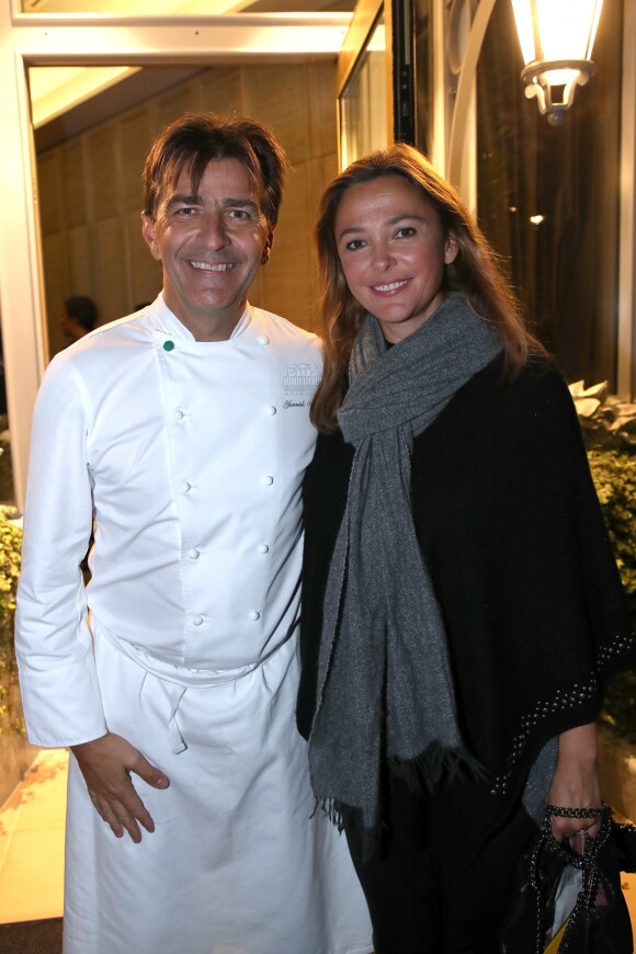 Yannick Alléno avec Sandrine Quétier lors de l'inauguration de son nouveau restaurant, le PavYllon, à Paris le 7 octobre 2019.