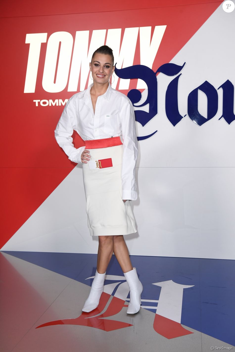 Sveva Alviti au photocall du défilé Tommy Hilfiger Collection Prêt-à-Porter Printemps/Eté 2020 lors de la Fashion Week à Milan, Italie, le 16 septembre 2019.