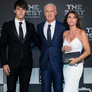 Didier Deschamps, sa femme Claude et leur fils Dylan - Les célébrités arrivent à la cérémonie des Trophées Fifa 2018 au Royal Festival Hall à Londres, Royaume Uni, le 25 septembre 2018. © Cyril Moreau/Bestimage