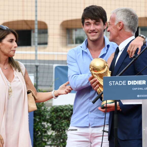 Claude, Dylan et Didier Deschamps durant l'inauguration du Stade de football Didier Deschamps à Cap d'Ail le 12 septembre 2018. © Bruno Bebert / Bestimage