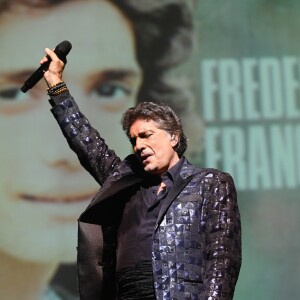 Exclusif - Frédéric François fête ses 50 ans de carrière avec un concert au Grand Rex à Paris et une tournée en France le 12 octobre 2019 © Guirec Coadic / Bestimage