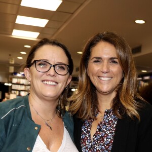 Exclusif - Emilie Lopez, Valérie Bénaïm - Sortie livre de Valérie Bénaïm à la librairie Eyrolles à Paris le 13 octobre 2019. © Cédric Perrin/Bestimage