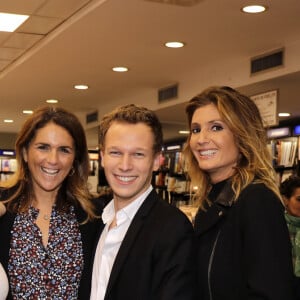 Exclusif - Benjamin Castaldi avec sa femme Aurore Aleman, Emilie Lopez, Valérie Bénaïm, Damien Canivez, Caroline Ithurbide et Jimmy Mohamed - Sortie livre de Valérie Bénaïm à la librairie Eyrolles à Paris le 13 octobre 2019. © Cédric Perrin/Bestimage