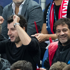 Michaël Youn - Tribunes lors du match de qualification pour l'Euro2020 "France - Turquie (1-1)" au Stade de France. Saint-Denis, le 14 octobre 2019. © Cyril Moreau/Bestimage