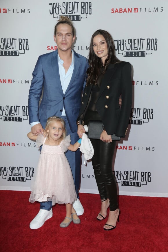 Jason Mewes, Jordan Monsanto et leur fille Logan Lee Mewes lors de la première du film 'Jay & Silent Bob Reboot' au théâtre TCL Chinese à Los Angeles, le 14 octobre 2019.