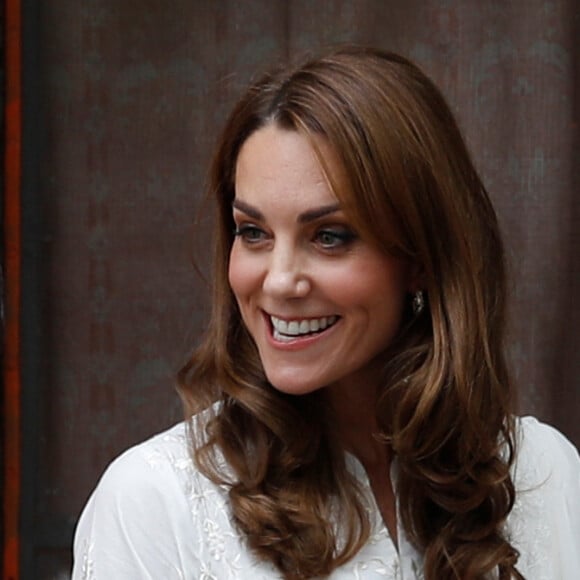 Catherine (Kate) Middleton, duchesse de Cambridge visite l'école 'SOS Children's Village' à Lahore au Pakistan, le 17 octobre 2019.