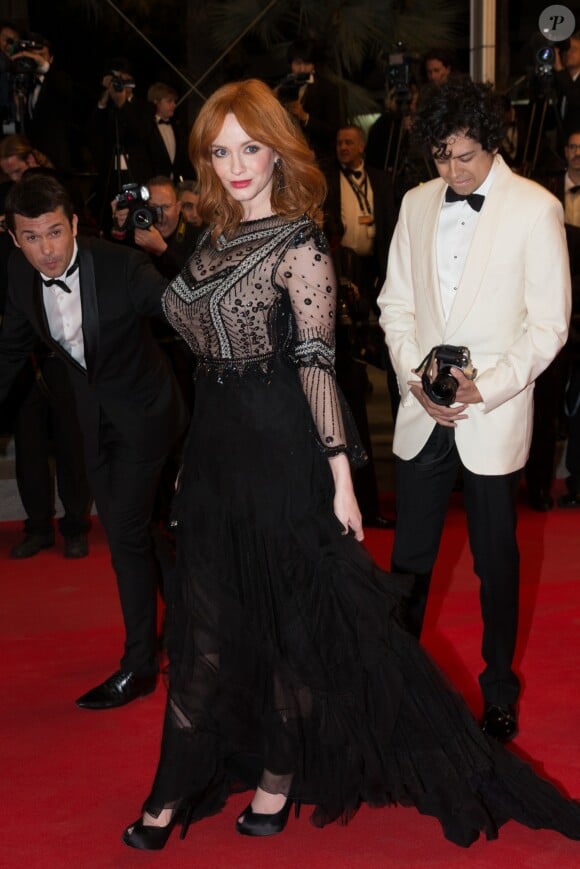 Christina Hendricks et Geoffrey Arend - Montée des marches du film "Coming Home" lors du 67e Festival du film de Cannes.
