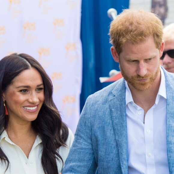 Le prince Harry et Meghan Markle, duchesse de Sussex, visitant l'association "Yes" (Youth Employment Service) à Johannesburg en Afrique du Sud le 2 octobre 2019.