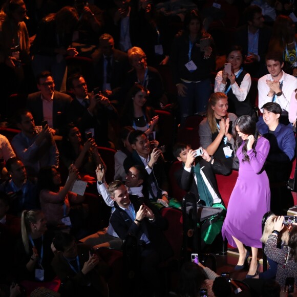 Meghan Markle, duchesse de Sussex, arrive à l'ouverture du sommet One Young au Royal Albert Hall à Londres le 22 octobre 2019.