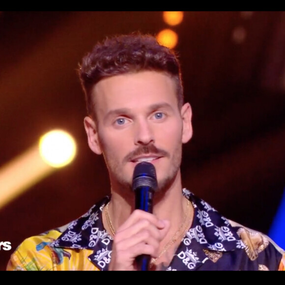 M. Pokora vient interpréter le titre "Tomber" dans l'émission "Danse avec les stars 10". TF1. Le 26 octobre 2019.