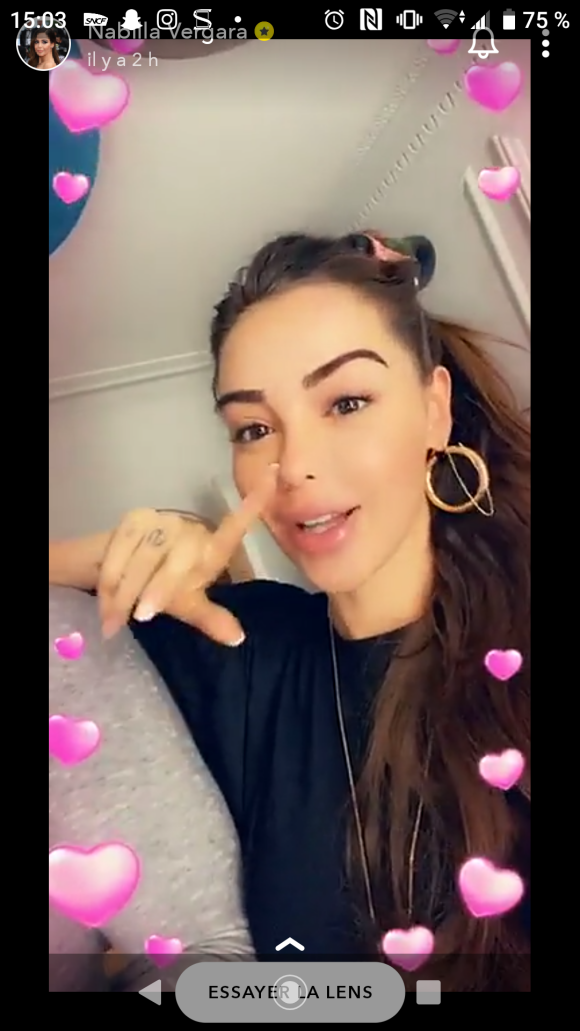 Nabilla Benattia explique pourquoi elle n'a pas accouché à Londres, sur Snapchat, le 24 octobre 2019