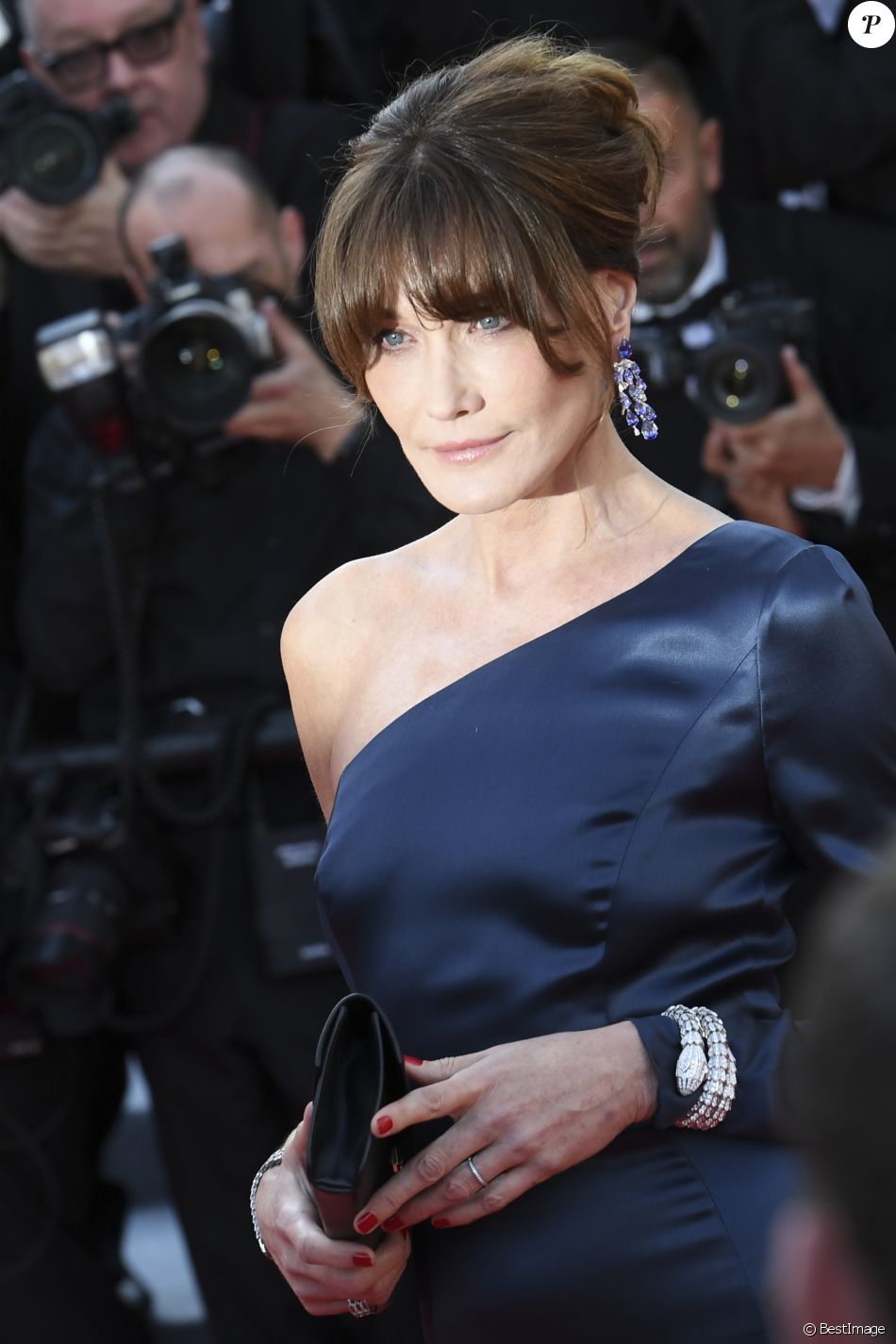 Carla Bruni Sarkozy à la première du film Les Misérables lors du 72ème