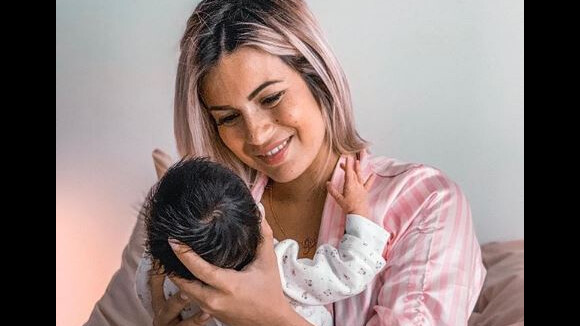 Carla Moreau maman : pourquoi elle n'allaite pas sa fille Ruby