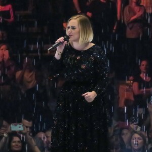 La diva Adele à la Bridgestone Arena de Nashville, le 16 octobre 2016