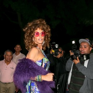 Cindy Crawford assiste à la soirée d'Halloween de la marque de tequila Casamigos dans le quartier de Beverly Hills à Los Angeles, le 25 octobre 2019.