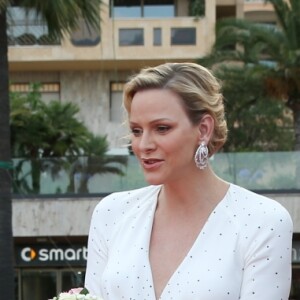 Le prince Albert II de Monaco et la princesse Charlene de Monaco arrivent à la soirée de clôture du 59ème Festival de Télévision de Monte Carlo au Grimaldi Forum à Monaco le 18 juin 2019.