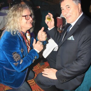 Pierre-Jean Chalençon et Jean-Marie Bigard - Soirée de lancement du parfum "L'Ogre" et des vins de J.M Bigard au Manko à Paris, le 28 octobre 2019. © Philippe Baldini/Bestimage