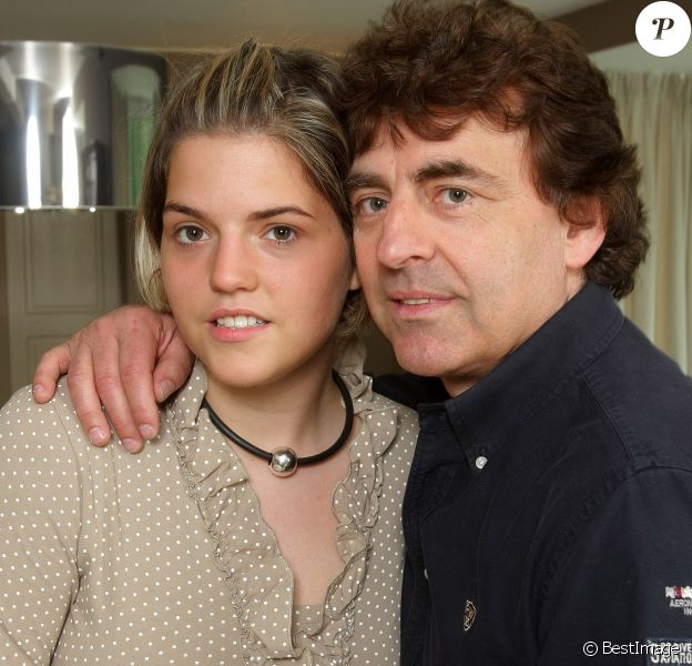 Claude Barzotti et sa fille Sarah - Portrait du chanteur Claude Barzotti à Bruxelles le 15 juin 2016.