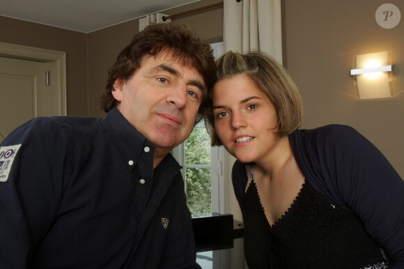 Claude Barzotti et sa fille Sarah - Portrait du chanteur Claude Barzotti à Bruxelles le 15 juin 2016.