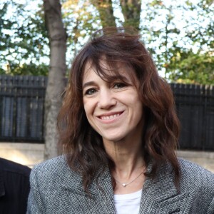 Charlotte Gainsbourg - Arrivées des people pour l'enregistrement de l'émission "Vivement dimanche" à Paris le 2 octobre 2019.