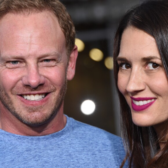 Ian Ziering et sa femme Erin Kristine Ludwig - Première du film d'horreur américain "Ça" au cinéma Grauman's Chinese Theatre dans le quartier de Hollywood à Los Angeles, Californie, Etats-Unis, le 5 septembre 2017. © Chris Delmas/Bestimage