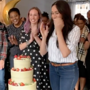 Meghan Markle, duchesse de Sussex, lors d'une visite à la boulangerie Luminary à Londres la dernière semaine d'octobre 2019. Capture d'écran d'une vidéo Instagram du compte Sussex Royal.