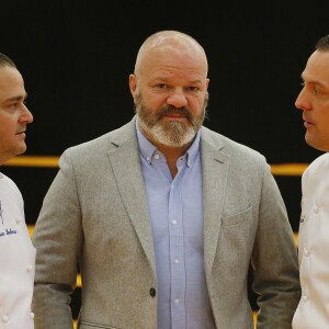 Exclusif - Le chef Philippe Etchebest fait le tour du salon "Exp'Hotel" à Bordeaux le 20 novembre 2017.  © Patrick Bernard/ Bestimage