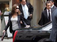 Carla Bruni : grosse panique au restaurant à New York... ses gardes du corps ont cru qu'elle était menacée ! Regardez !
