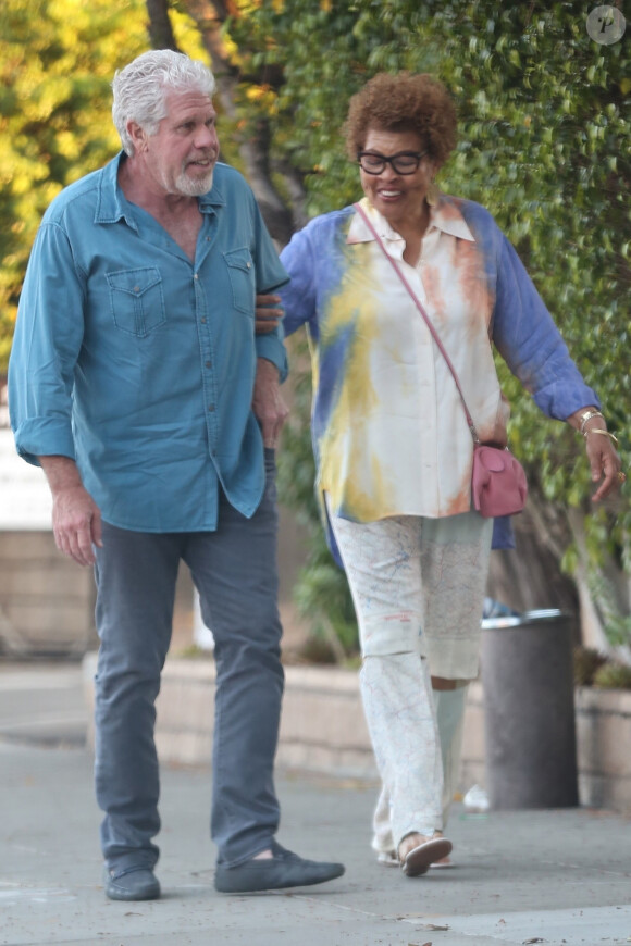 Exclusif - Ron Perlman et sa femme Opal Perlman sont allés dîner dans un restaurant de Beverly Hills, le 12 juillet 2018.