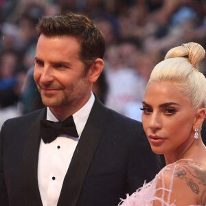 Lady Gaga et Bradley Cooper sur le tapis rouge de la première du film "A Star is Born". 75e Festival du film international de Venise. Le 31 août 2018. @Felix Hörhager/DPA/ABACAPRESS.COM