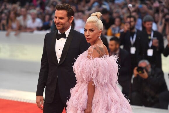 Lady Gaga et Bradley Cooper sur le tapis rouge de la première du film "A Star is Born". 75e Festival du film international de Venise. Le 31 août 2018. @Felix Hörhager/DPA/ABACAPRESS.COM