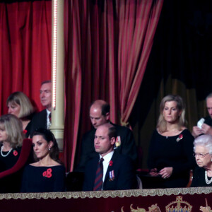Le prince William, duc de Cambridge, et Catherine (Kate) Middleton, duchesse de Cambridge, le prince Edward, comte de Wessex, Sophie Rhys-Jones, comtesse de Wessex, le prince Richard, duc de Gloucester, Birgitte Eva van Deurs, duchesse de Gloucester, la reine Elisabeth II d'Angleterre, Peter Phillips, la princesse Anne, le prince Charles, prince de Galles, et Camilla Parker Bowles, duchesse de Cornouailles - La famille royale assiste au Royal British Legion Festival of Remembrance au Royal Albert Hall à Kensington, Londres, le 9 novembre 2019.