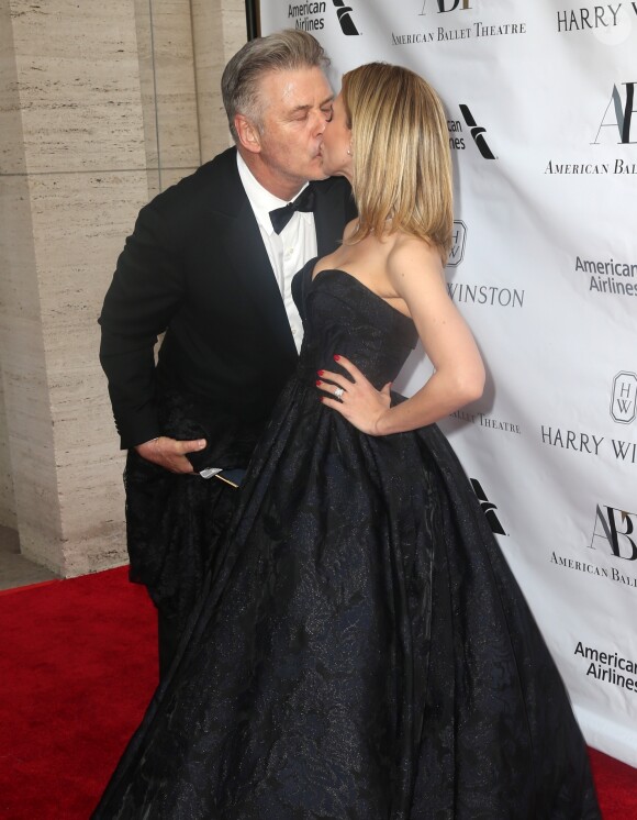 Alec Baldwin et sa femme Hilaria Baldwin à la soirée American Ballet Theatre 2019 au Metropolitan Opera House à New York, le 20 mai 2019.