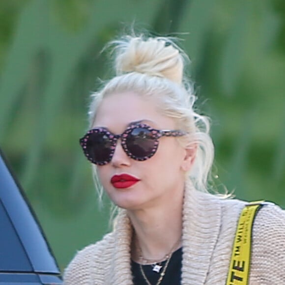 Exclusif - Gwen Stefani se fait les ongles dans un salon de manucure à Beverly Hills, le 15 octobre 2019.