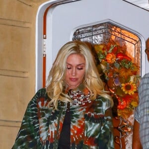 Exclusif - Gwen Stefani - G.Stefani, radieuse, célèbre son 50ème anniversaire avec son compagnon, ses enfants et sa famille dans sa maison de Los Angeles, le 4 octobre 2019.