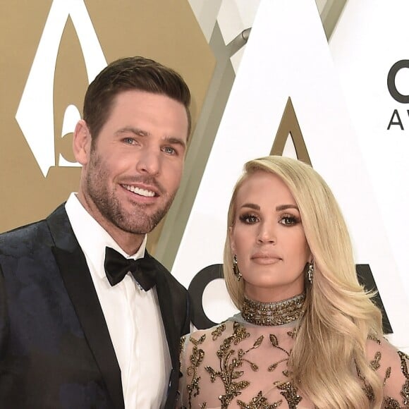 Mike Fisher et Carrie Underwood assistent à la 53ème édition des CMA Awards à Nashville dans le Tennessee, le 13 novembre 2019.