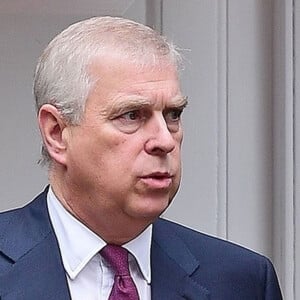 Exclusif - Le prince Andrew a déjeuné au restaurant Harry's Bar à Londres le 25 octobre 2019.