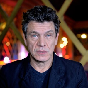 Exclusif - Marc Lavoine - Première séance de travail à l'occasion de la présentation du casting du premier spectacle musical "Les souliers rouges", créé par M.Lavoine et F.Aboulker, qui sera pour la première fois sur scène au théâtre Luxembourg de Meaux le 25 janvier 2020, avant de s'installer 3 mois à partir du 31 janvier 2020 aux Folies Bergère à Paris. Le 17 octobre 2019 Les Souliers Rouges raconte l'histoire d'Isabelle, une jeune fille au coeur pur, qui monte à Paris pour tenter d'accomplir son rêve : devenir une danseuse Etoile. Elle croise la route de Victor, chorégraphe réputé de l'Opéra de Paris, qui a décidé de se lancer dans un projet insensé : monter le ballet maudit " Les Souliers Rouges ". La légende dit que le diable hante depuis toujours lescouloirs de l'Opéra au sujet de ce ballet, et qu'il aurait caché une paire de ballerines rouges. Ces chaussons magiques portent en eux un piège : " Celle qui les chaussera connaîtra la renommée mais devra renoncer à l'amour, sinon la malédiction sera terrible "... Ce spectacle sera une succession féerique de tableaux chantés et dansés qui parlent d'amour, de rêve, de danse, d'art, d'ambition dévorante, de poésie... © Veeren / Bestimage