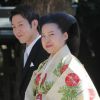 La princesse Ayako de Takamado et Kei Moriya lors de leur mariage le 29 octobre 2018 au sanctuaire Meiju à Tokyo.