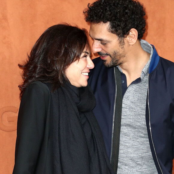 Tomer Sisley et sa femme Sandra - People au village pour la finale hommes lors des internationaux de France de tennis de Roland Garros 2019 à Paris le 9 juin 2019. © Jacovides - Moreau / Bestimage