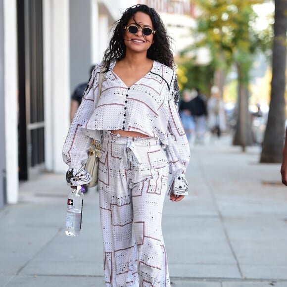 Christina Milian (enceinte) est rentrée de France pour la fin de sa grossessese. Elle a été vue dans les rues de Studio City le 24 novembre 2019.