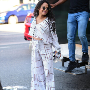 Christina Milian (enceinte) doit accoucher en janvier 2020 et est rentrée à Los Angeles. Elle s'est promenée dans les rues de Studio City, le 24 novembre 2019.