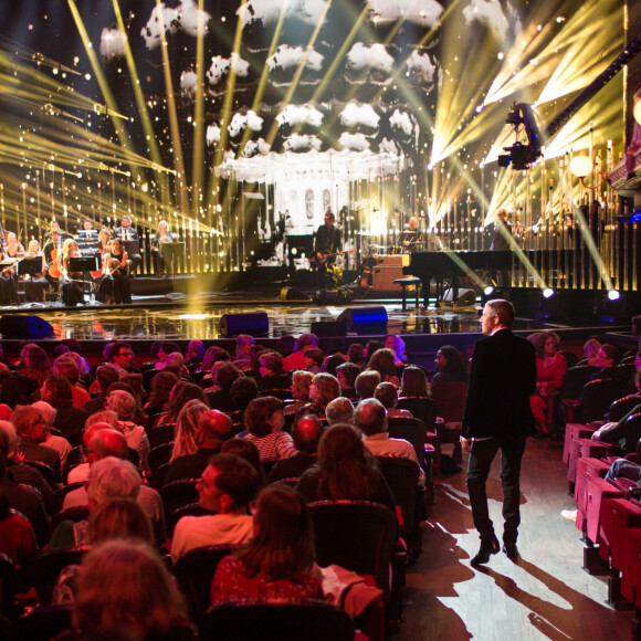 Exclusif - Julien Clerc - Enregistrement de l'émission "Rendez-vous avec Julien Clerc" au Théâtre du Châtelet à Paris, qui sera diffusée le 29 novembre sur France 3. Le 24 octobre 2019. © Cyril Moreau / Bestimage