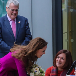 Catherine Kate Middleton, duchesse de Cambridge, inaugure le nouvel hôpital d'Est-Anglie à Norwich dans le Norfolk le 15 novembre 2019.