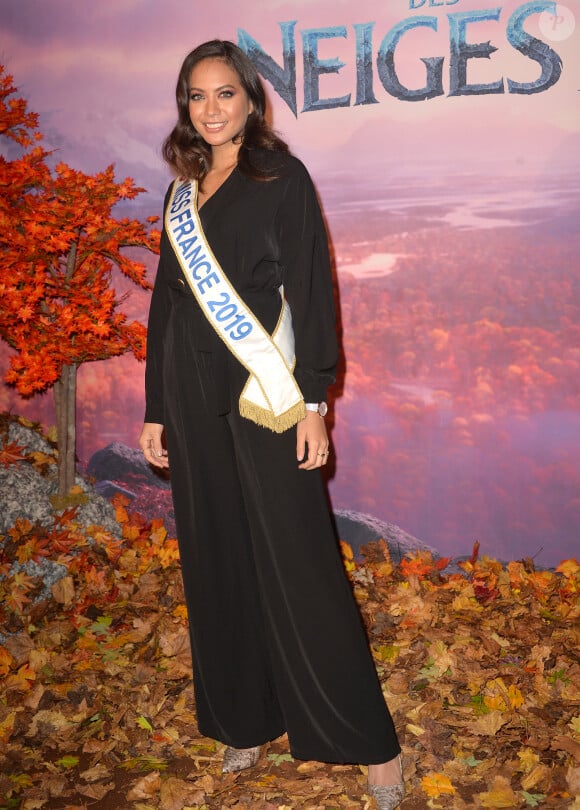 Vaimalama Chaves (Miss France 2019) - Projection exceptionelle de "La Reine des Neiges 2 " au Grand Rex à Paris le 13 novembre 2019. © Veeren Ramsamy/Bestimage